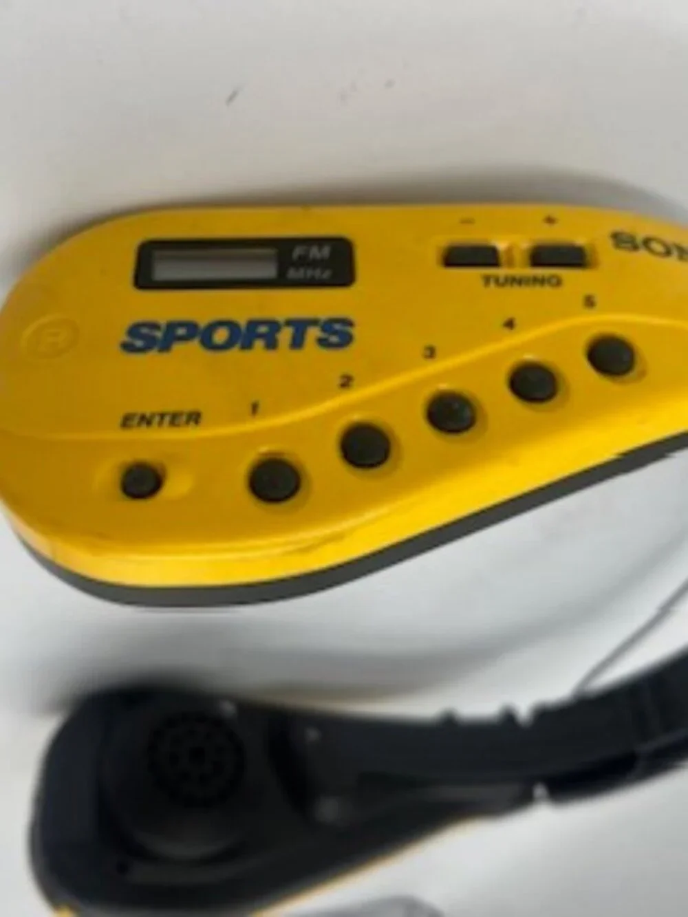 Sony sports Walkman SRF-M50 FM stereo radio headset vintage‎ 1988
